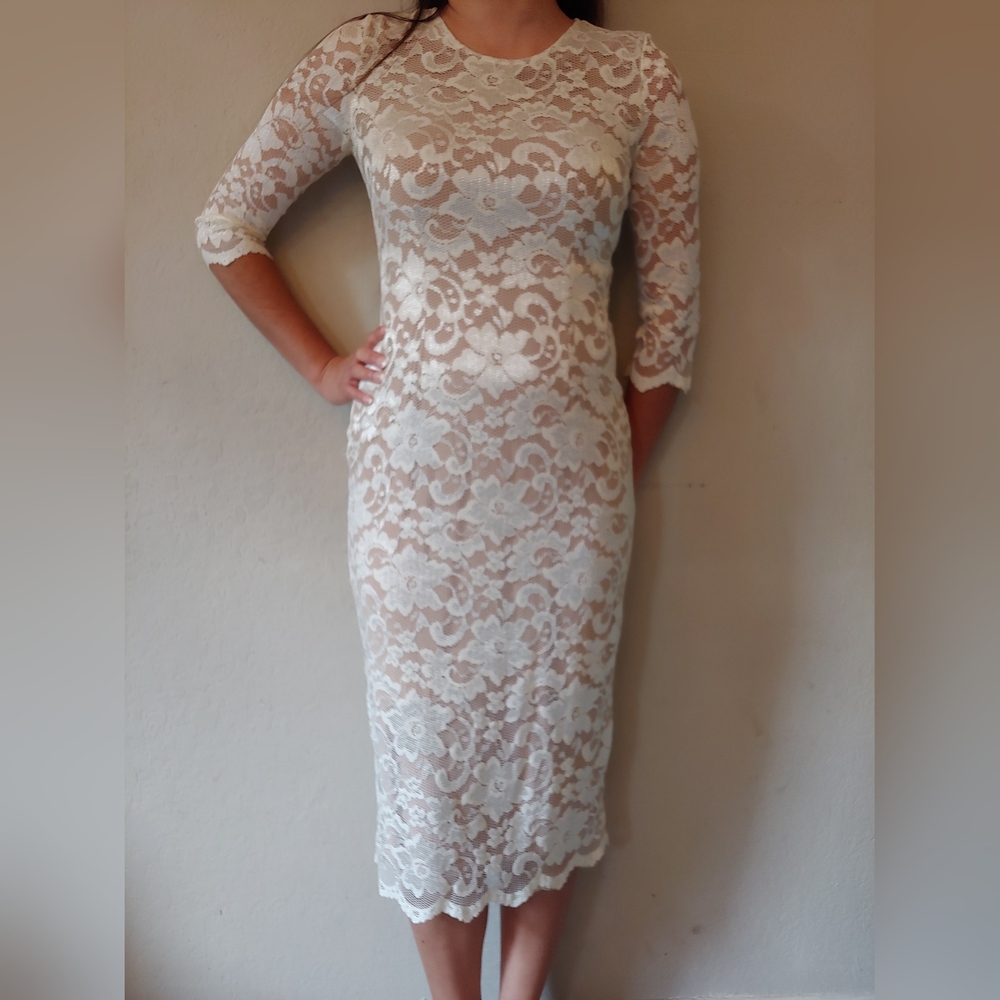 Cream lace dress size 4